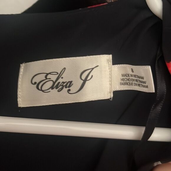 Eliza J Floral Maxi Dress - Picture 6 of 9